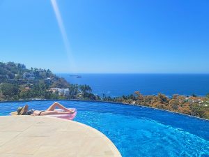 Relaxation with a view